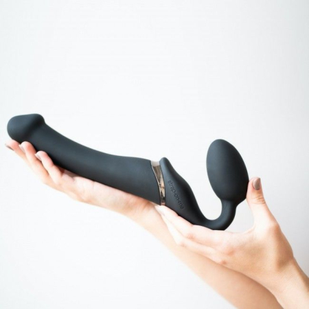Безремінний страпон з вібрацією Strap-On-Me Vibrating Black M, діаметр 3,8см, пульт ДК, регульований - фото №8