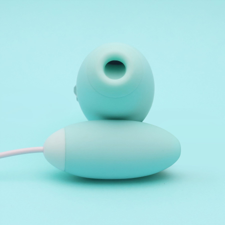 Вакуумний стимулятор з віброяйцем 2-в-1 KISTOY Miss VV Cyan - фото №4