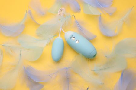 Вакуумний стимулятор з віброяйцем 2-в-1 KISTOY Miss VV Cyan - фото №10