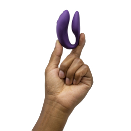 Смарт-вібратор для пар We-Vibe Chorus Purple, сенсорне керування вібраціями стисненням пульта - - фото №13