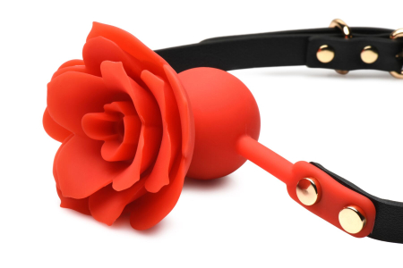 Силіконовий кляп з трояндою Master Series: Blossom Silicone Rose Gag – Red - фото №2