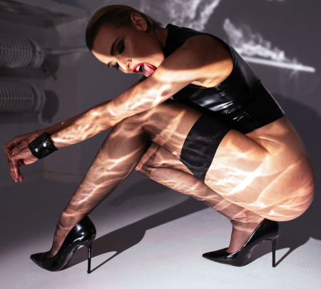 Топ Noir Handmade F324 Glam wetlook top with vinyl corset - 3XL - фото №4