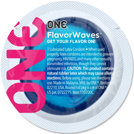 Ароматизований презерватив ONE FlavorWaves Mint Chocolate, 1 шт, зелений, запах м’ятного шоколаду - фото №2